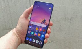 Xiaomi Mi 11 sẽ sử dụng màn hình 2K của Samsung – tốt hơn nhiều so với màn hình iPhone 12 Pro