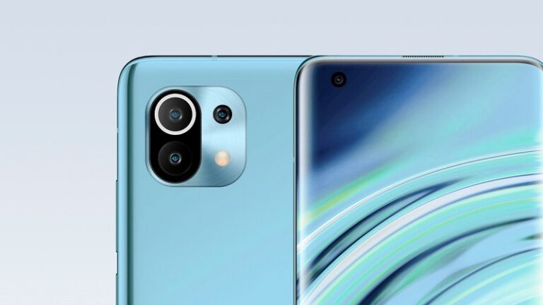 Xiaomi Mi 11 xuất hiện ngoài đời thực trước thời điểm ra mắt, xác nhận thiết kế độc đáo của bộ camera sau với ống kính khá lớn