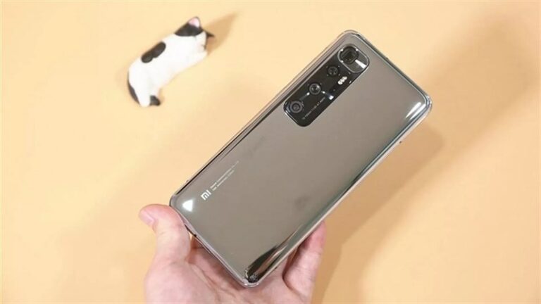 Không chỉ Mi 11 và Mi 11 Pro, Xiaomi sẽ ra mắt cả Mi 11 Mini nhỏ gọn để cạnh tranh với iPhone 12 mini
