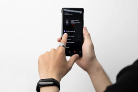 Xiaomi Mi Band 7 với Mi Band 6: Nên mua vòng đeo tay nào ở thời điểm hiện tại