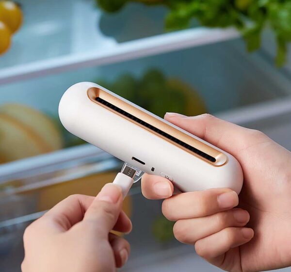 Máy tiệt trùng khử mùi tủ lạnh Xiaomi Eraclean CW-B01