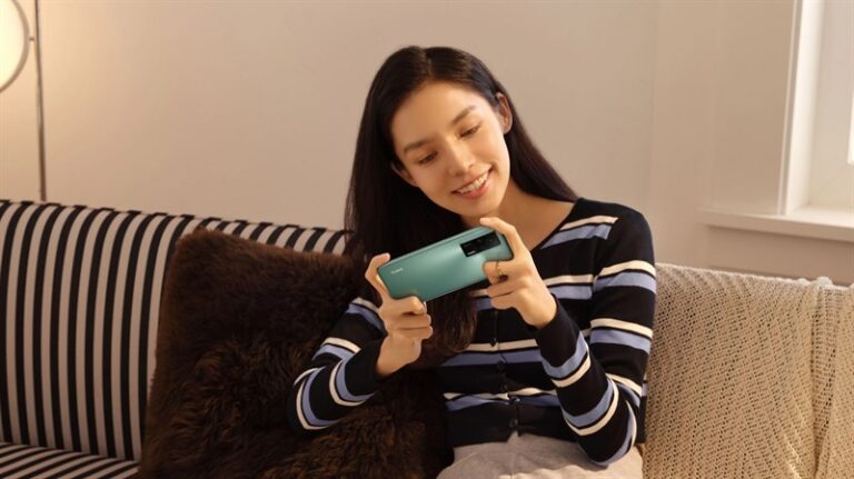 Redmi K60E giá bao nhiêu với màn hình 2K sắc nét, chip Dimensity 8200 mạnh mẽ?