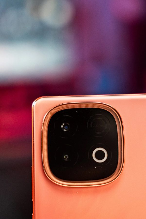 Vivo iQOO Z10 Turbo 6 Vivo iQOO Z10 Turbo