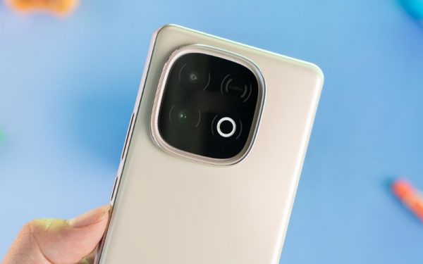 Vivo iQOO Z10 Turbo Pro