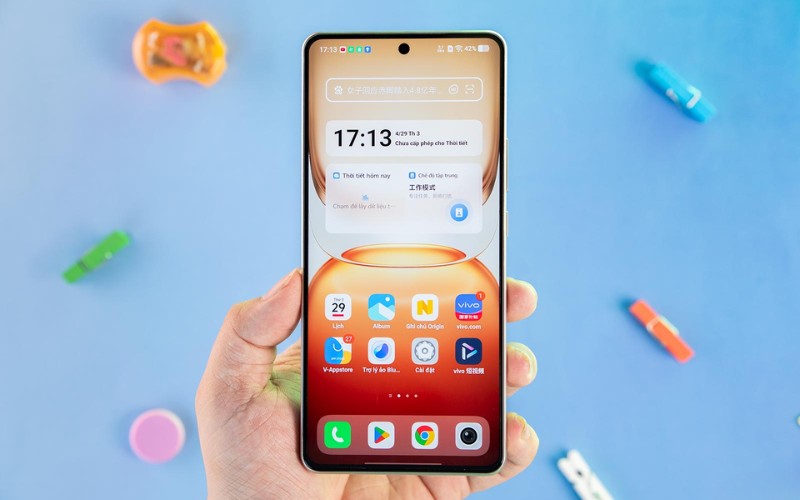 man hinh amoled 4000 nits sieu sang