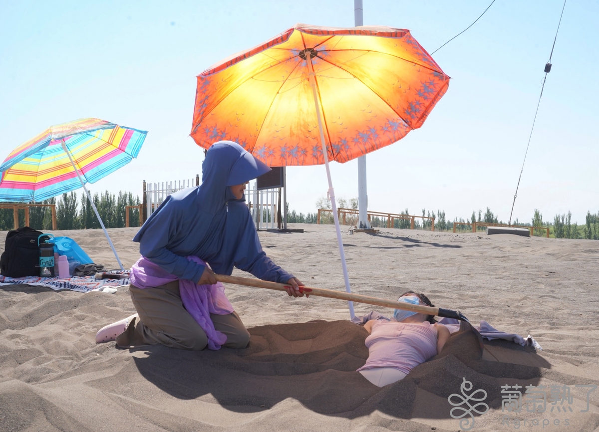 Tận dụng thời tiết nắng nóng, Tân Cương (Trung Quốc) phát triển du lịch trị liệu