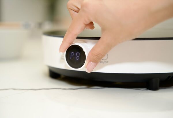 Bếp từ đơn miLife N2 tròn 9 mức nhiệt