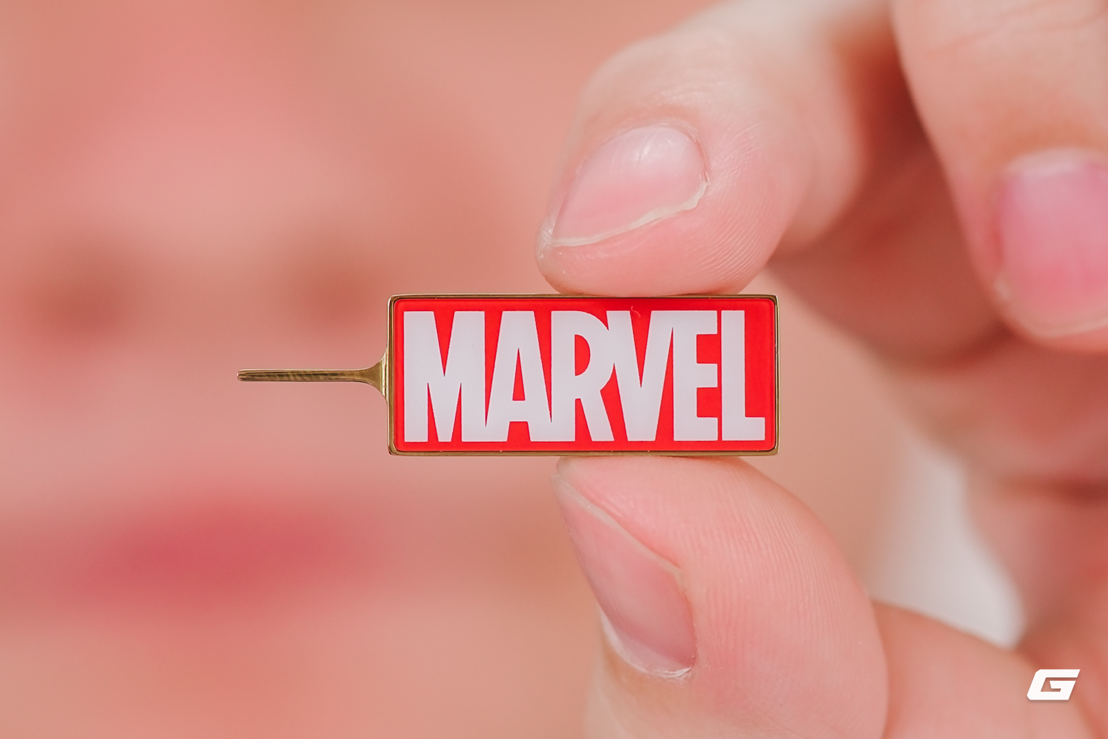 Mở hộp điện thoại Iron Man của Xiaomi - Ảnh 7.