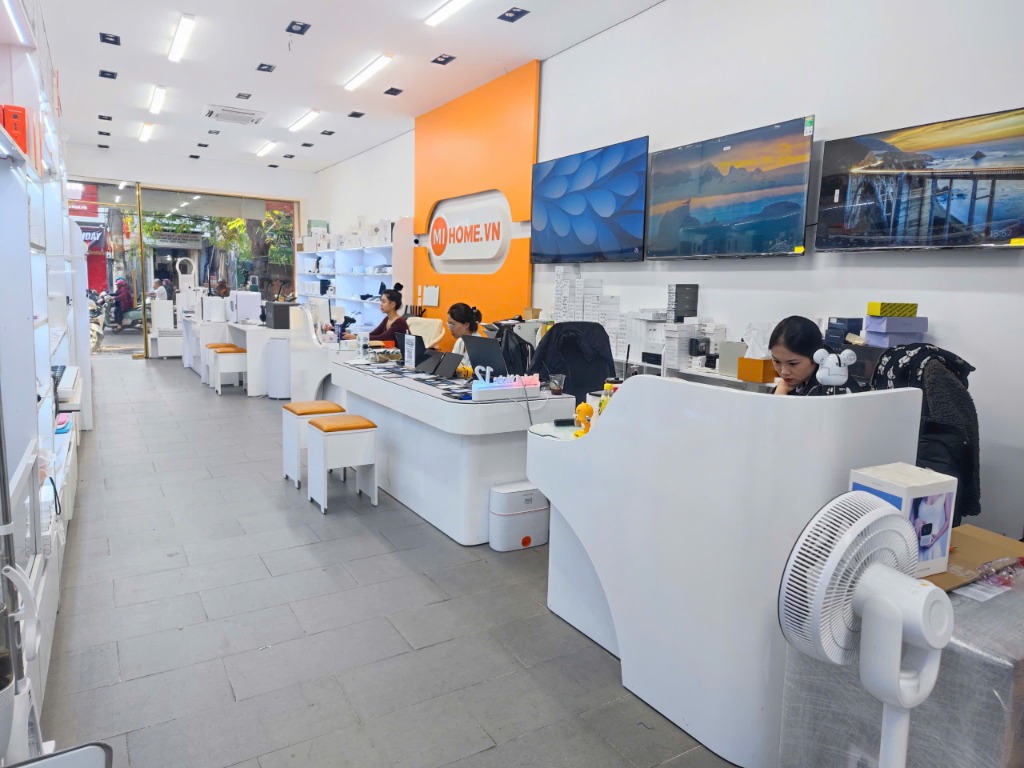 Không gian trải nghiệm mua sắm thiết bị công nghệ Xiaomi Hải Phòng tại Mi Home